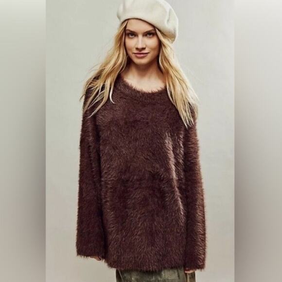 Free People Harrison Bunny Crew Neck Sweater Oversized Brown Soft Size Small NWT - Picture 1 of 7